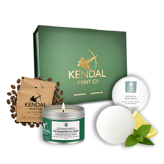 Recharge Gift Box for athletes – Kendal Mint candle, bath bomb, coffee and muscle balm in green gift box