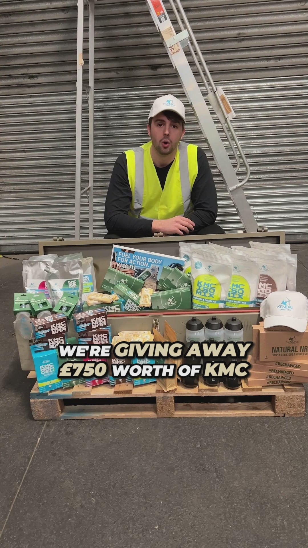 Video laden: We&#39;re giving away over £750 worth of KMC Supplies